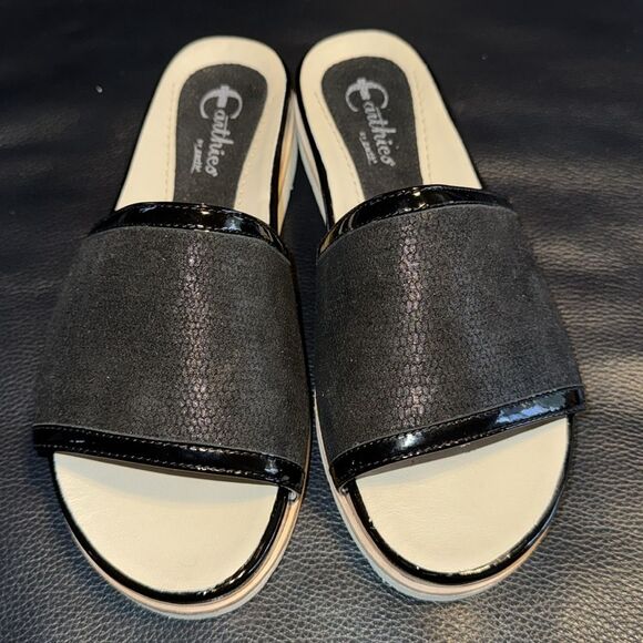 Earthies by Earth “Crete” Black Slides Sandals NWOB - Picture 2 of 7